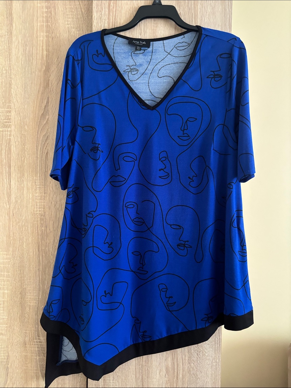 Arna York Royal Blue V-Neck Short Sleeve Tunic with Black Trim
